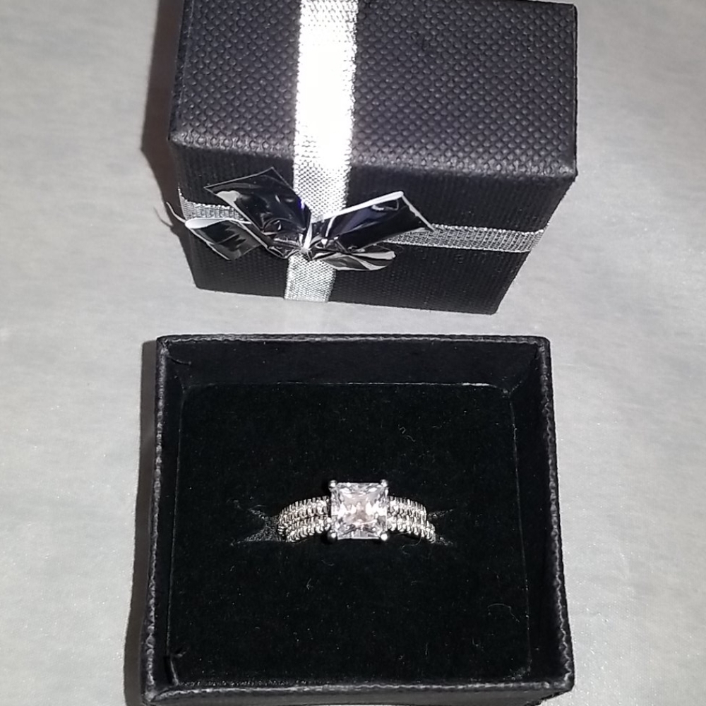 Diamond wedding set silver